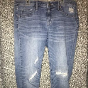 Skinny Light wash distressed jeans
